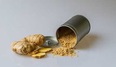 Ingwersalbe zur Behandlung von Hals -Osteochondose